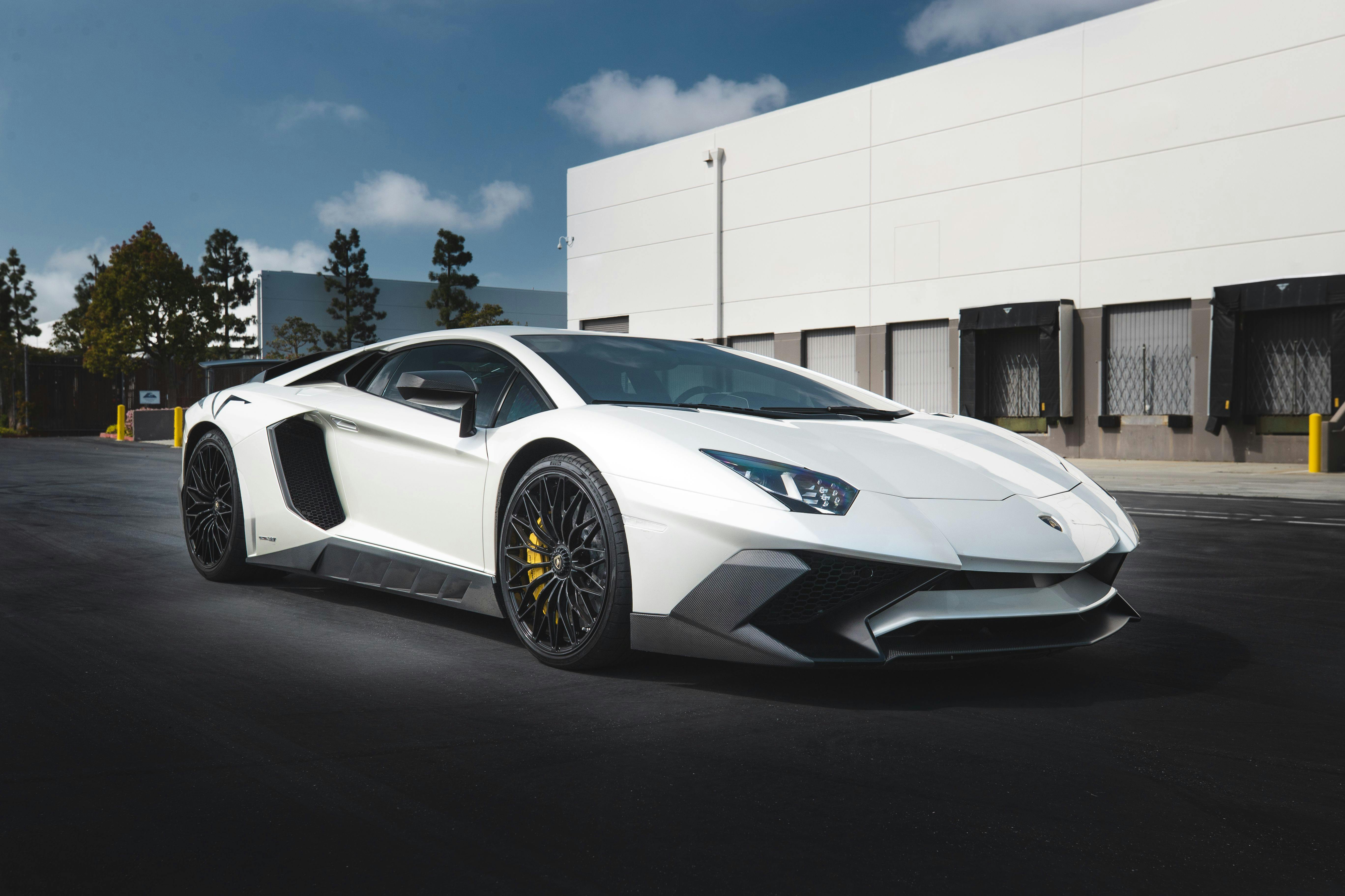 Lamborghini Aventador SV